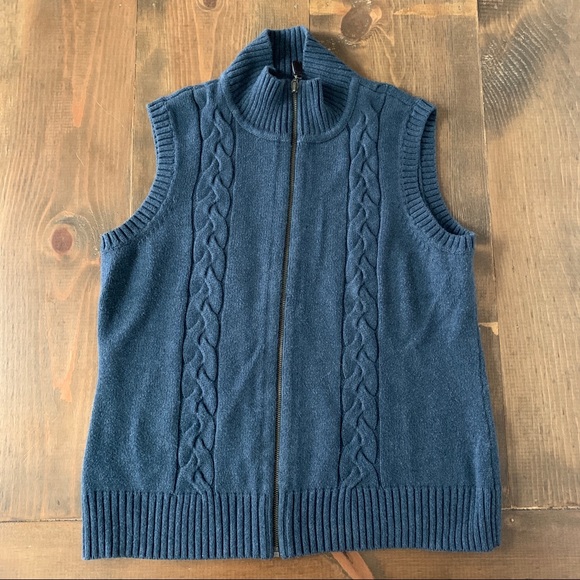 Pendleton Cable Knit Full-zip Vest - Picture 2 of 5